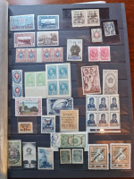 Лот 1544 - Альбом марок с разновидностями и без