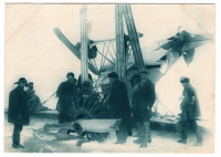 Лот 2554 - 1928. Экспедиция ледокола 'Красин' по спасению экипажа дирижабля 'Италия'.